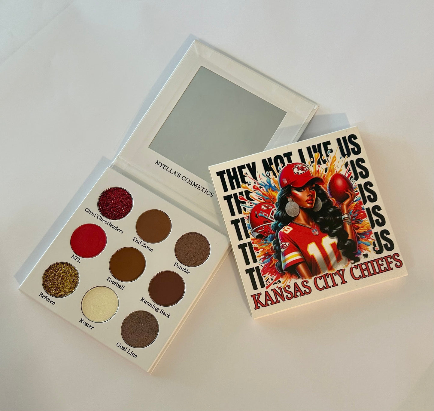 Kansas City Chiefs Eyeshadow Palette