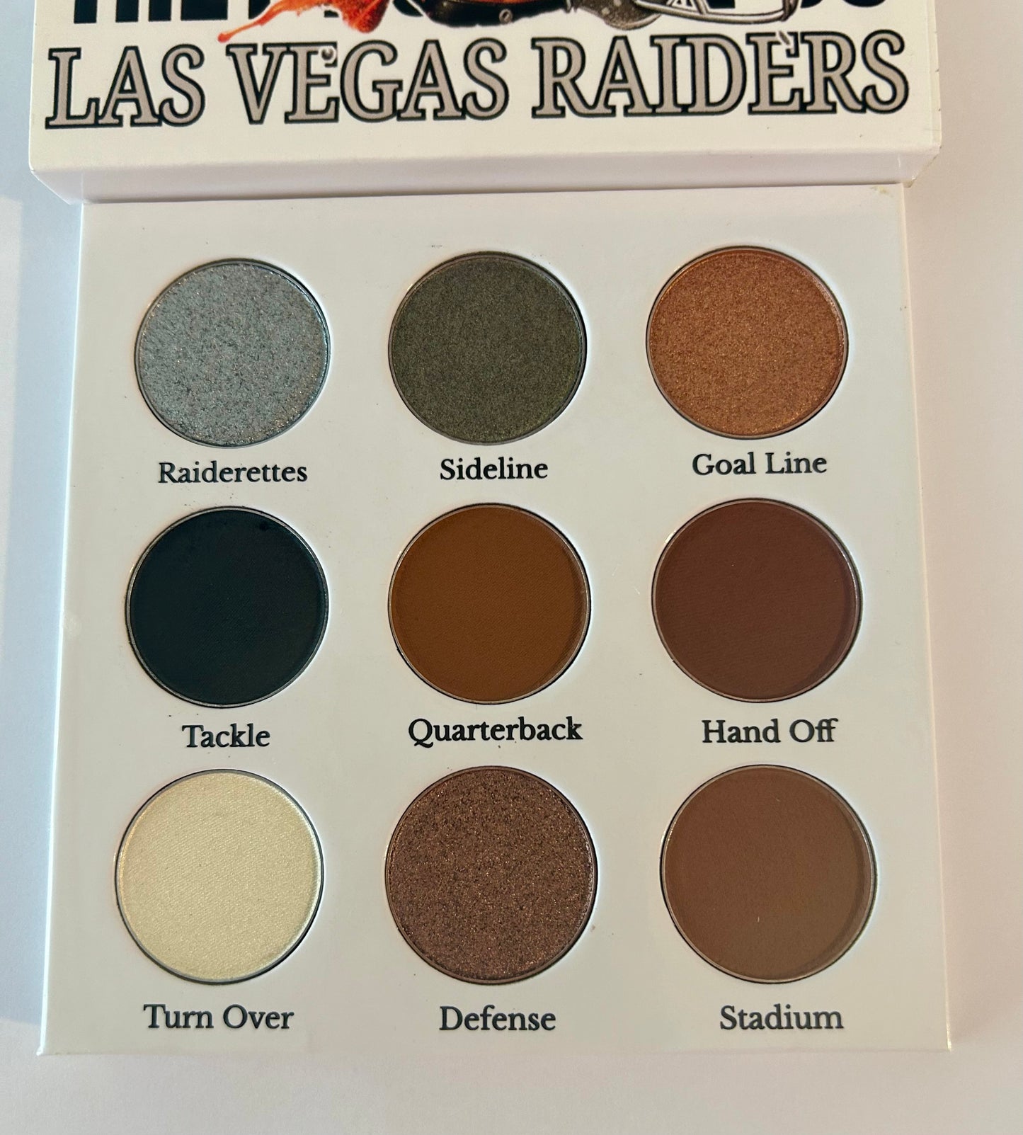 Las Vegas Raiders Eyeshadow Palette