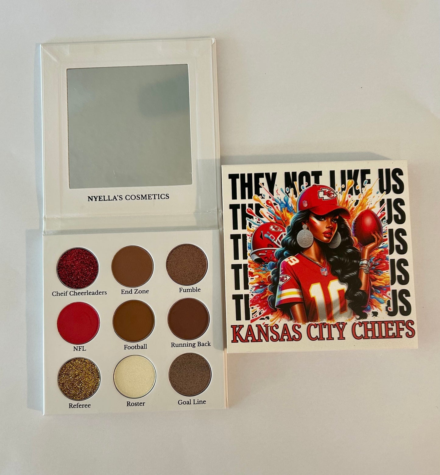 Kansas City Chiefs Eyeshadow Palette