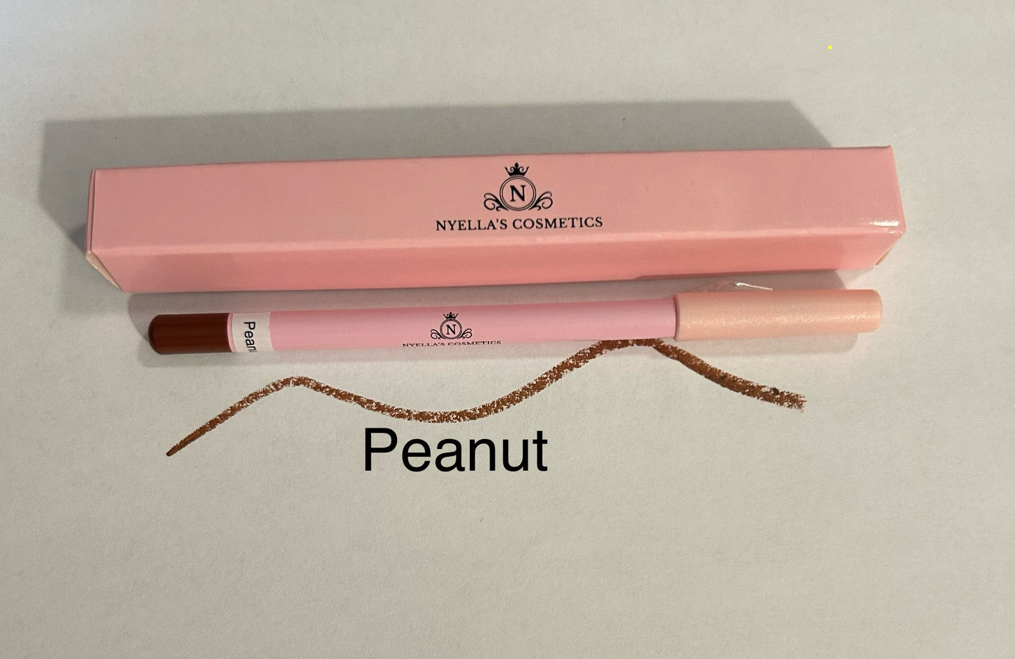Peanut-lip liner